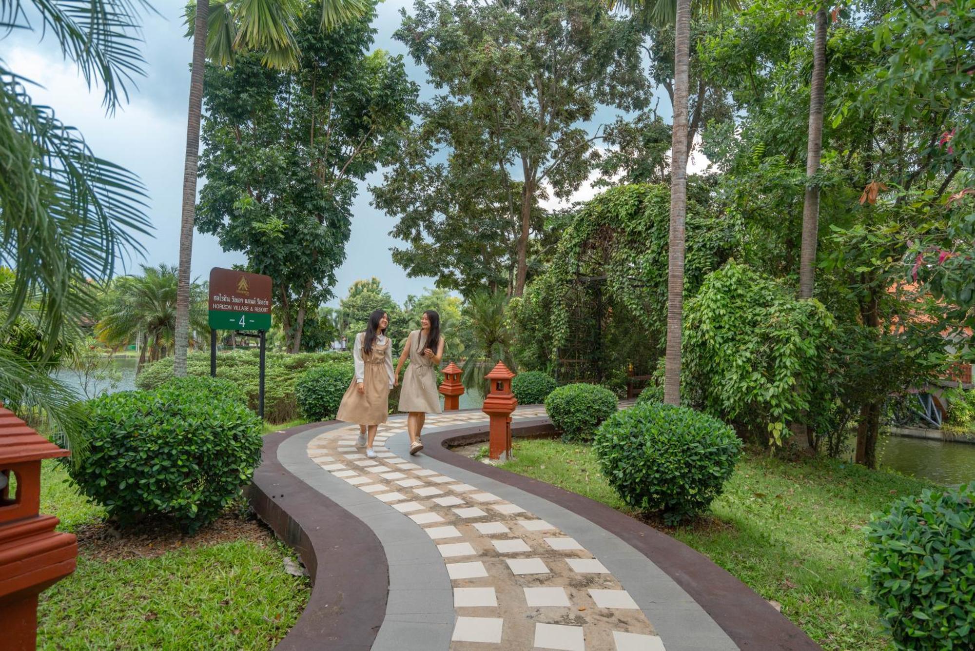 Horizon Village&Resort SHA Plus Doi Saket Exterior foto